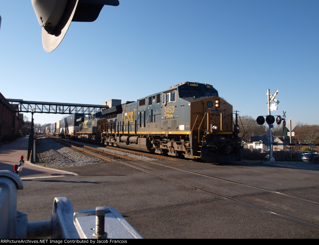 CSX 3453 